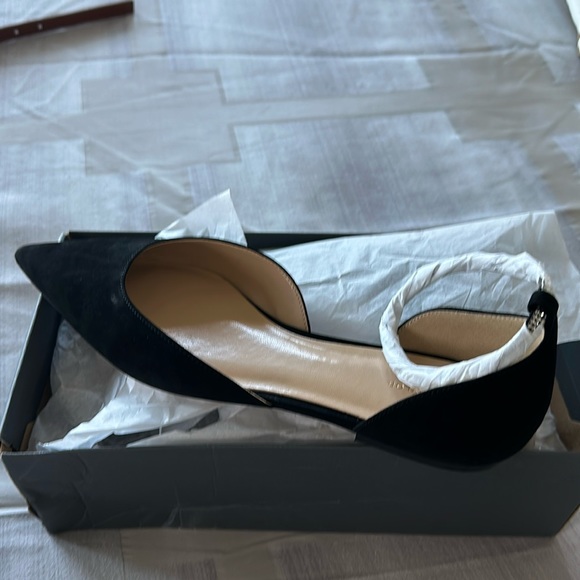 Brand new⭐️never worn Ann Taylor Pointy Tow Suede ankle flats size 10 - Picture 2 of 7